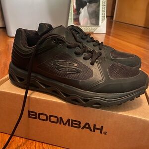 Men's Black Athletic Shoes